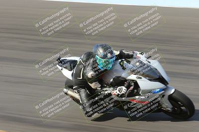 media/Mar-12-2023-SoCal Trackdays (Sun) [[d4c8249724]]/Bowl (930am)/